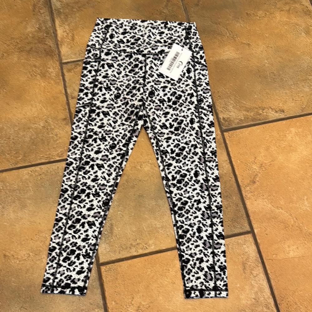 ZYIA Snow Leopard High-Rise Leggings